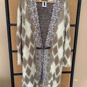 BCBG MAXASRIA XL sweater coat